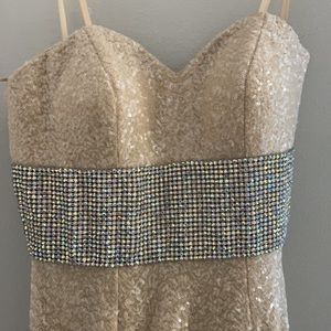 La Femme Gold dress size 4